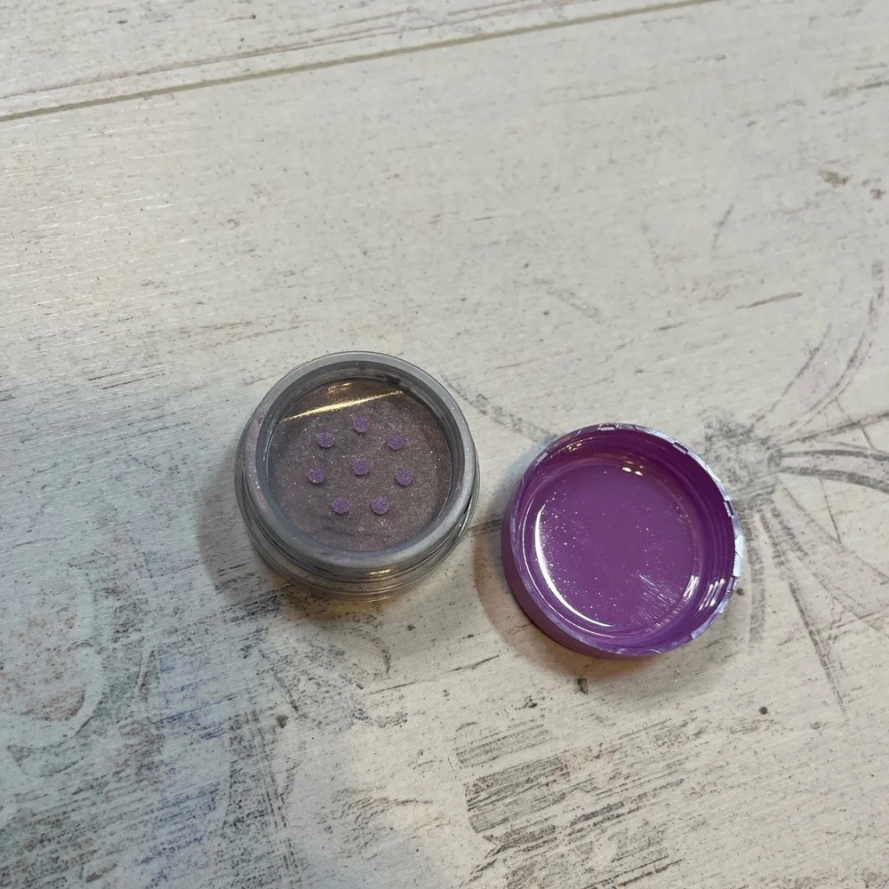 Medusas Makeup Mystical Eye Dust in Color Bubo